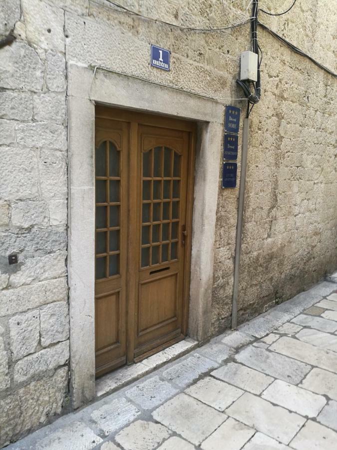 Diocletians Palace Apartment For Two Split Eksteriør billede